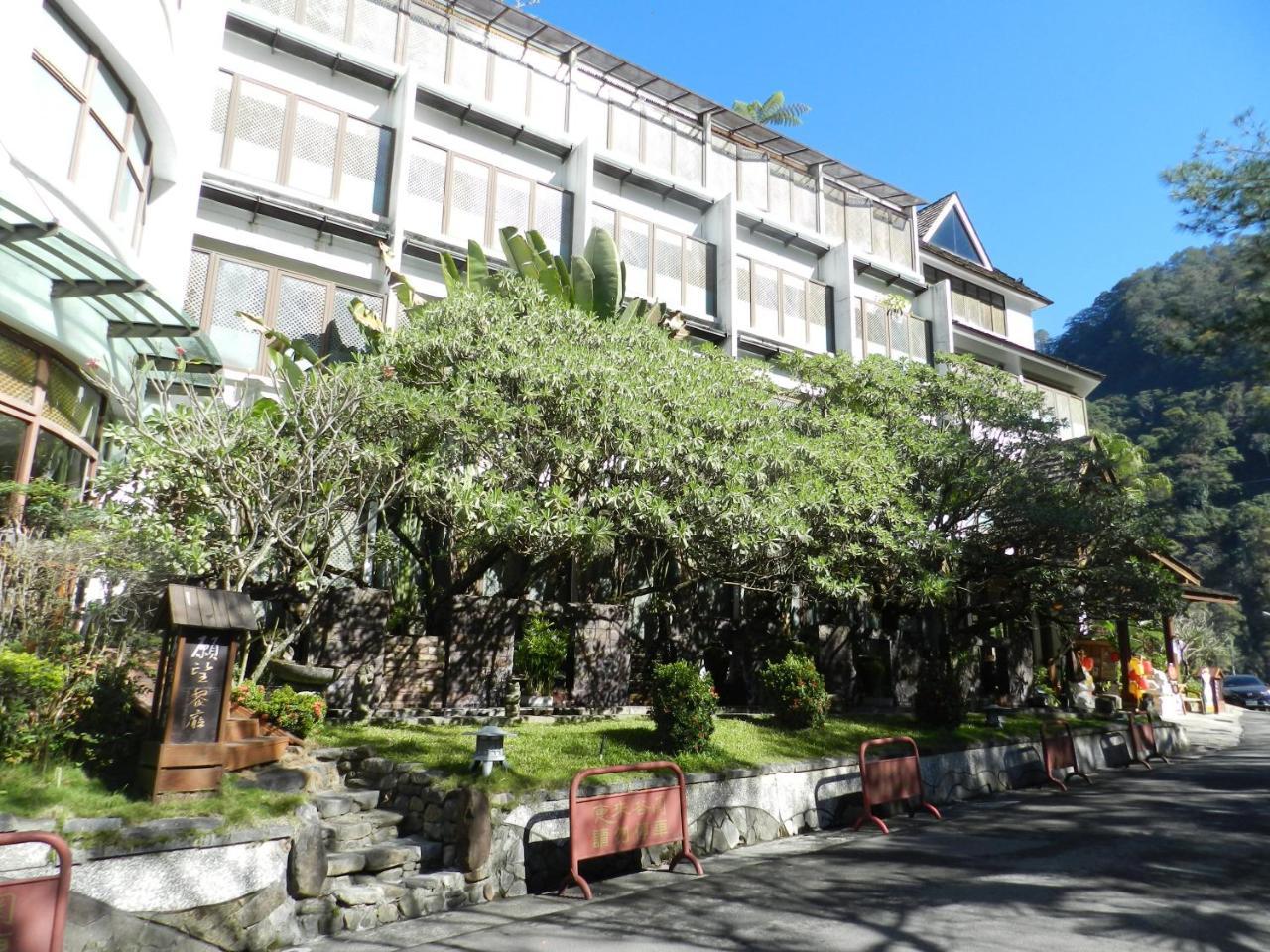 Bali Nature Spa Resort Taichung Exterior photo